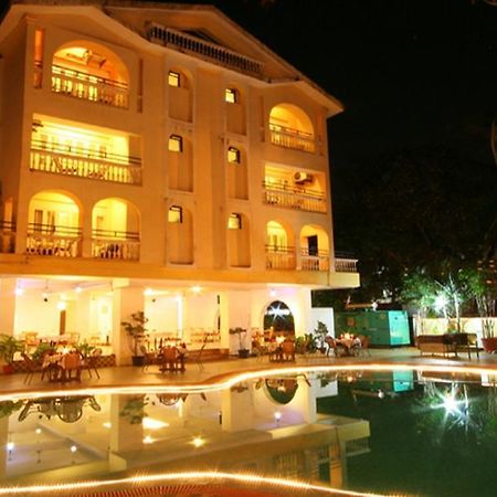 Lambana Resort Calangute Exterior photo