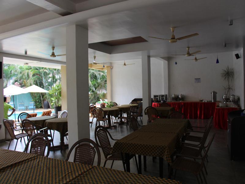 Lambana Resort Calangute Exterior photo