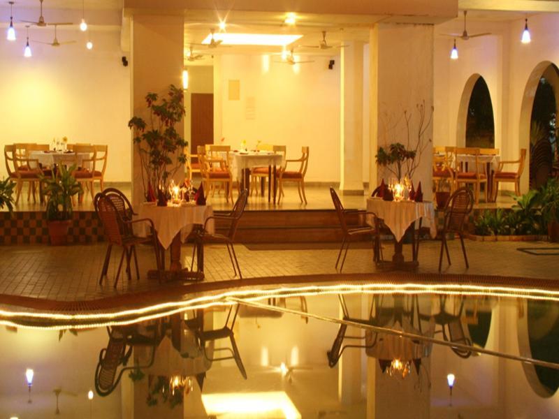 Lambana Resort Calangute Exterior photo